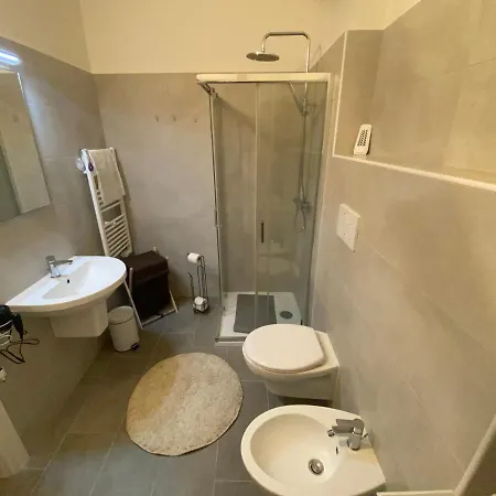 Michelangelo House فندق مبيت وإفطار ترينتو