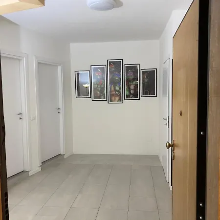 Michelangelo House فندق مبيت وإفطار ترينتو
