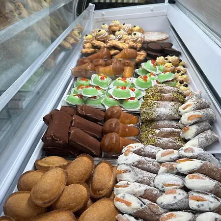 Michelangelo House 3* Trento