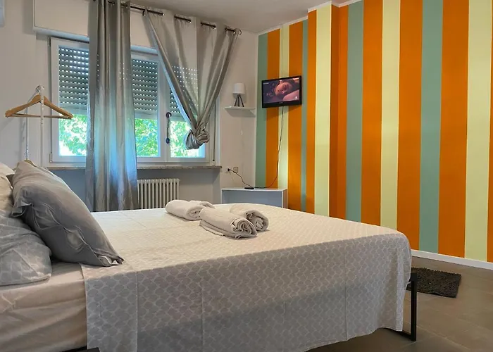 Michelangelo House 3* טרנטו